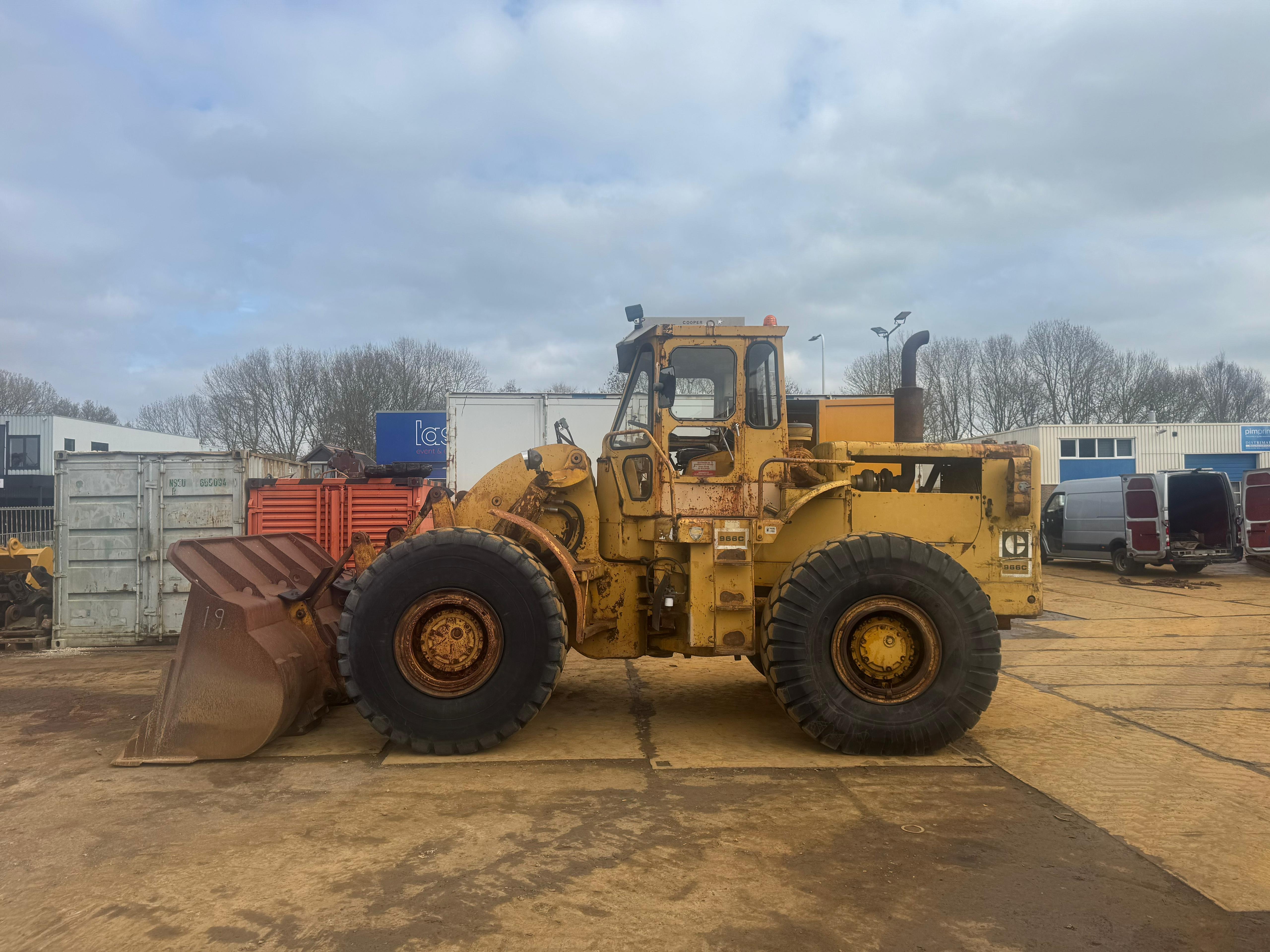 caterpillar 966c