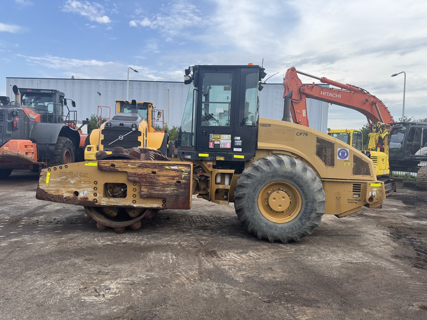 caterpillar cp76