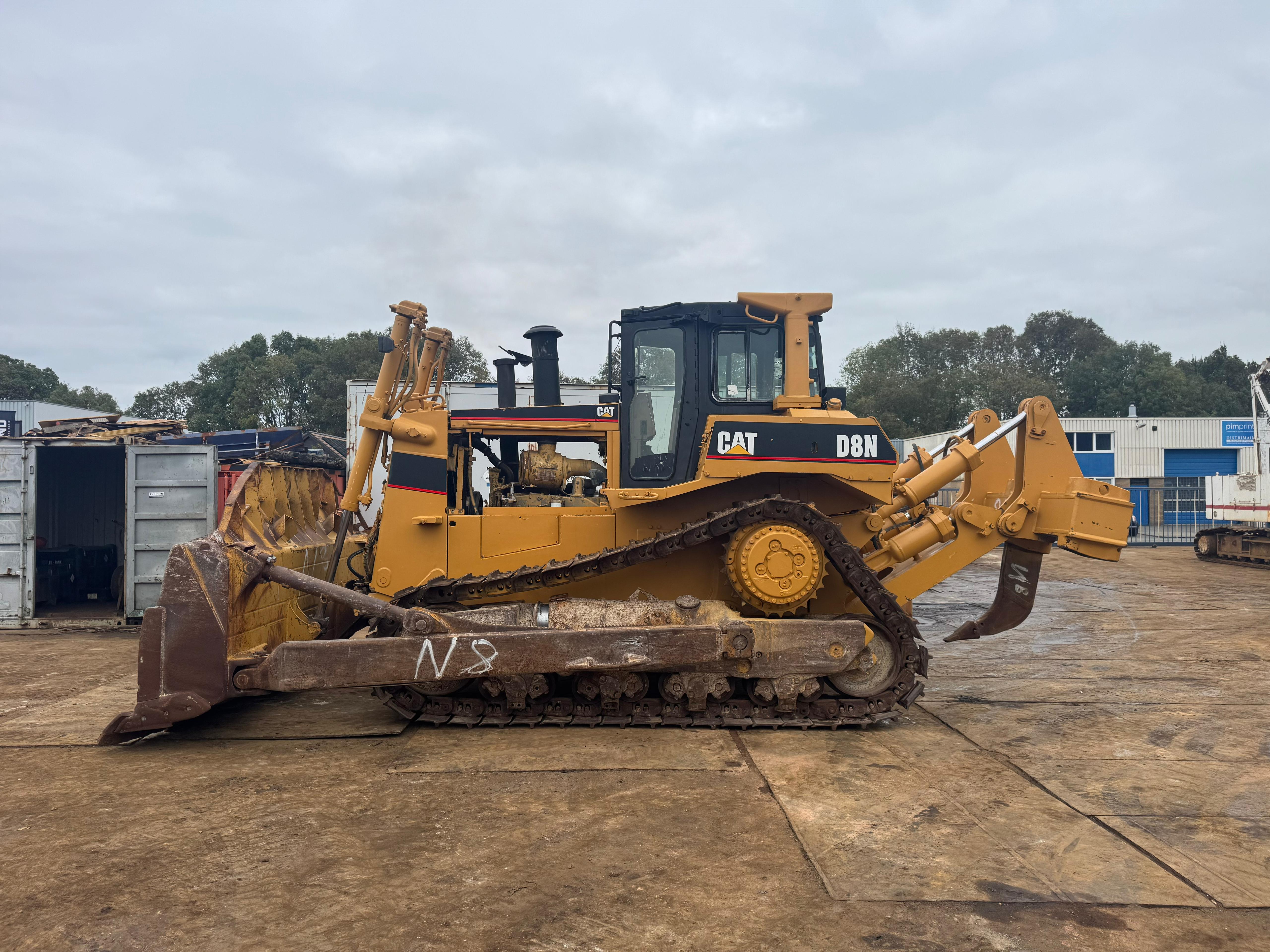 caterpillar d8n