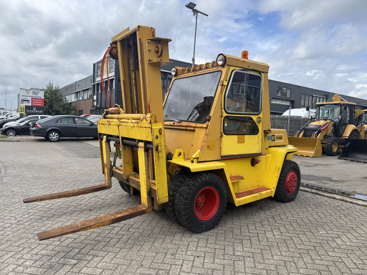 caterpillar v140