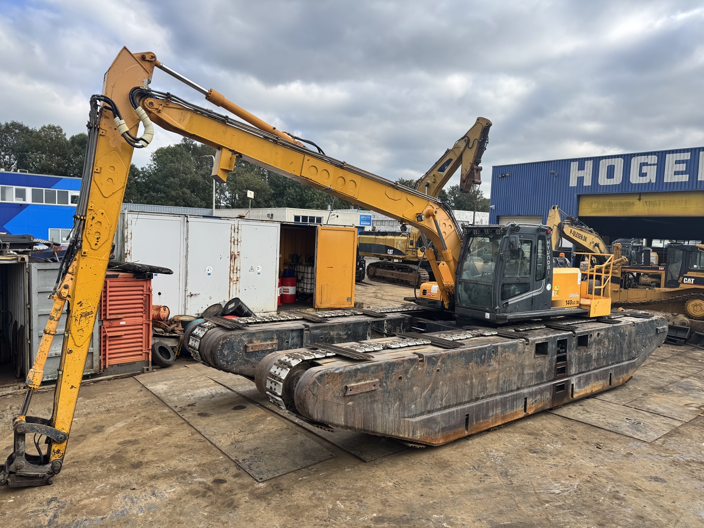 hyundai robex140lc-7A BIGFLOAT SWAMPBUGGY