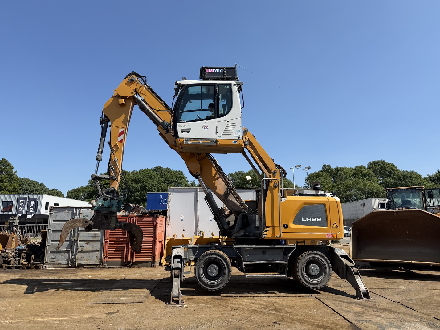 liebherr lh22m ( INCL GRAPLE )