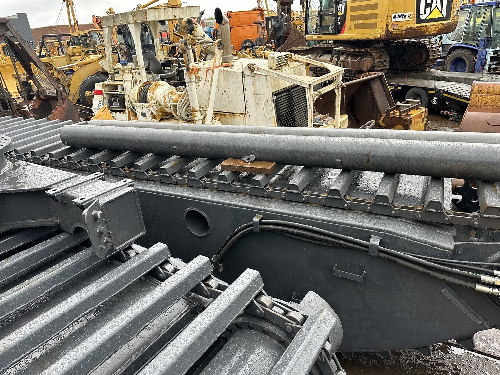 Muller swamp buggy amphibious undercarriage (unused) | Hogeboom ...