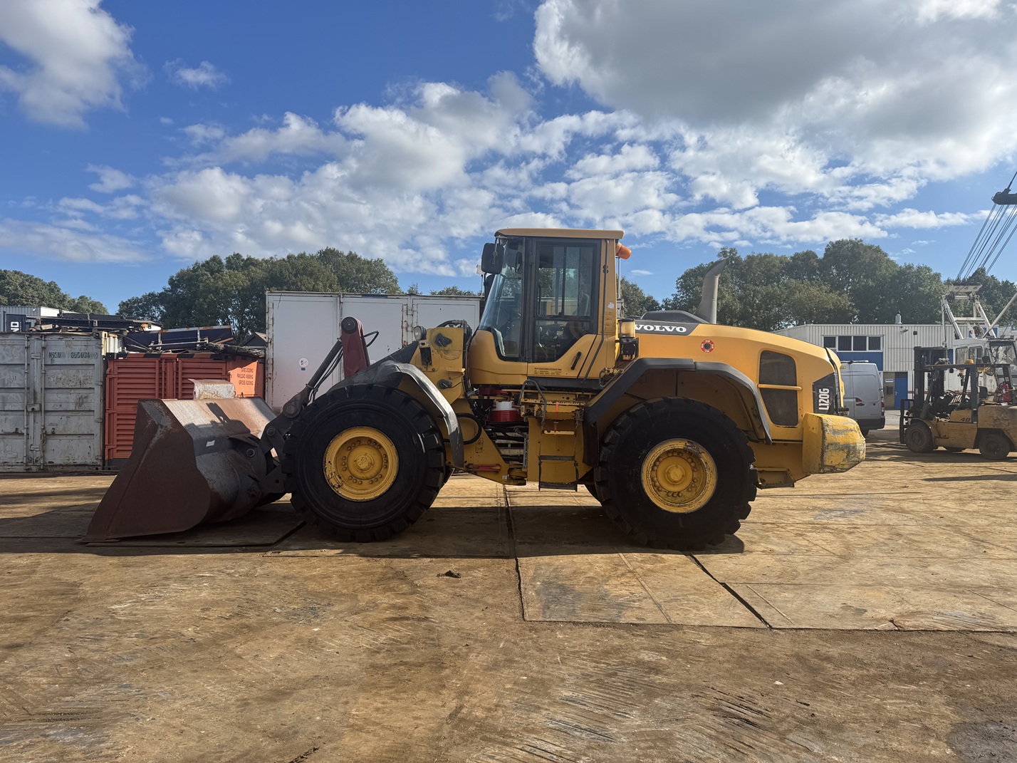 volvo l120g